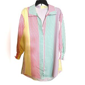 Never worn, size M oversized shirt